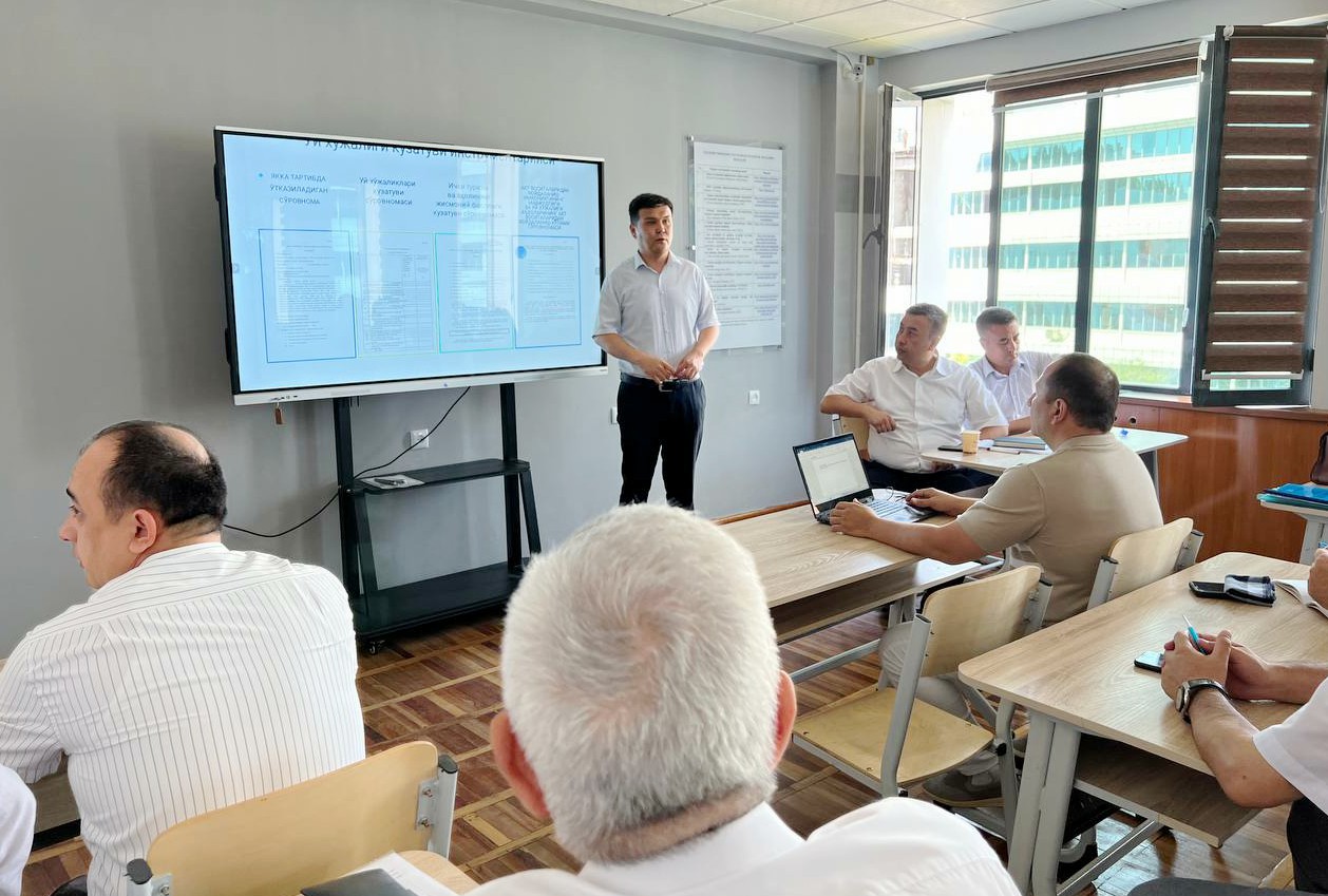 2-photo_5213063998184999025_y