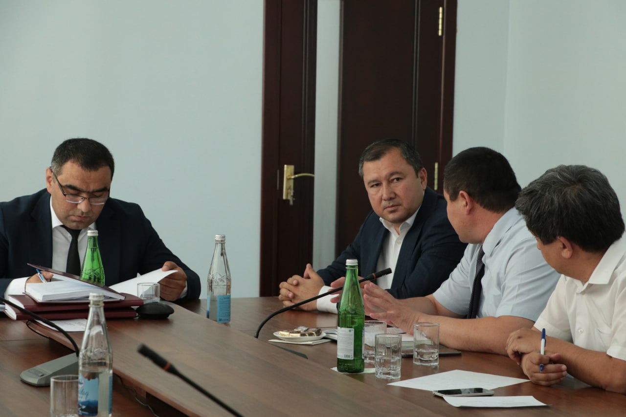 3-photo_5449777534406346482_y