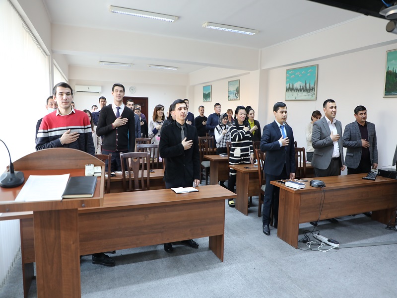 konstitut_101221_ici3