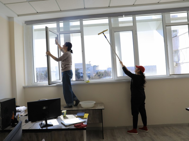 6_r1hr1hrt1th1rt1h_p95855