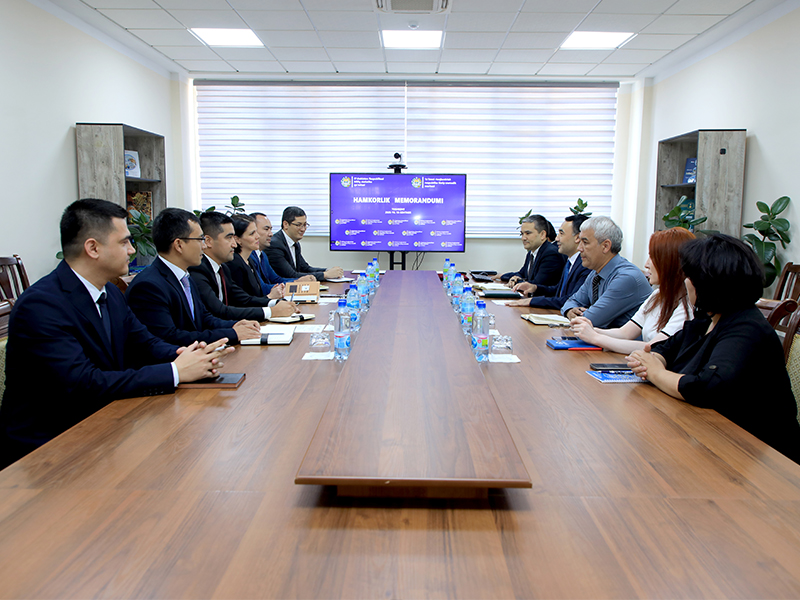 7j1a1126-18_09_p58750