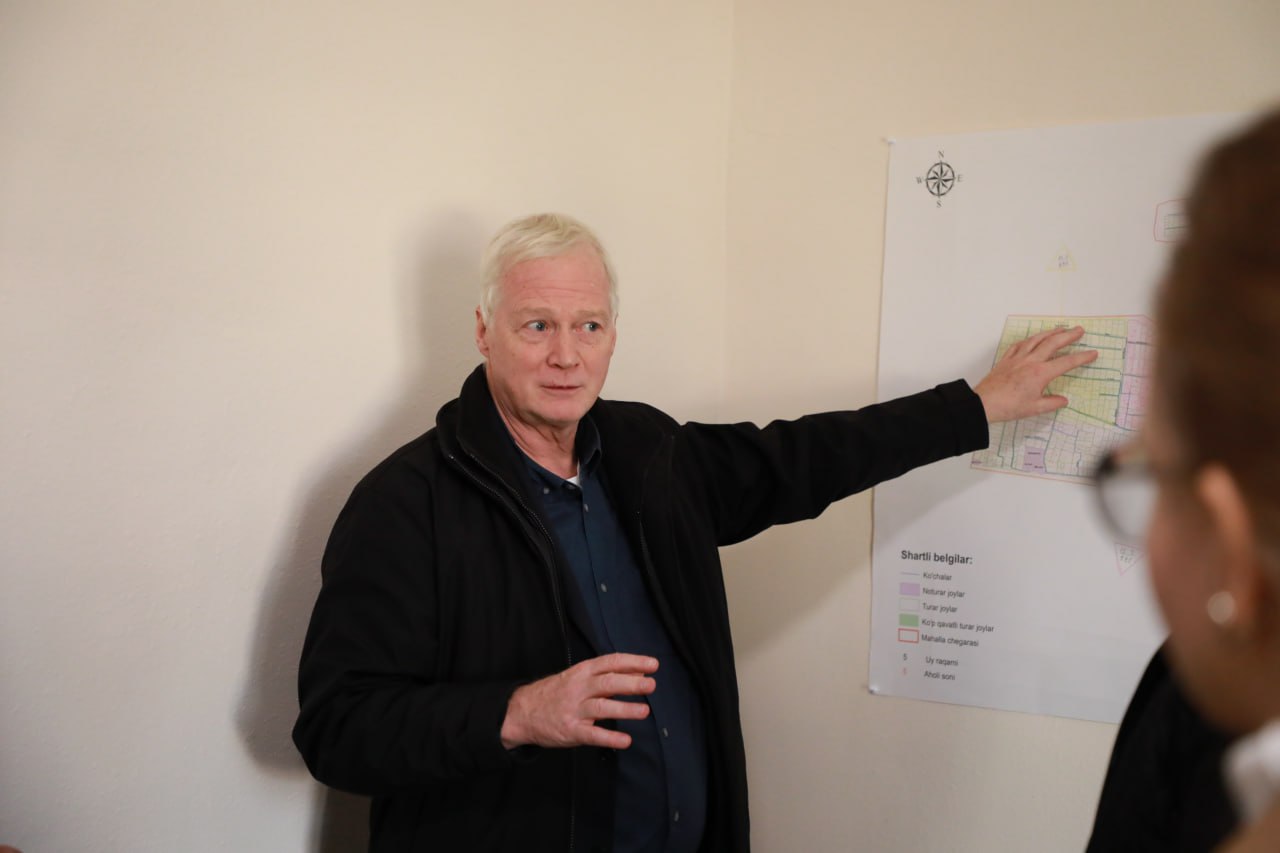 photo_5258085060861169748_y_p44929