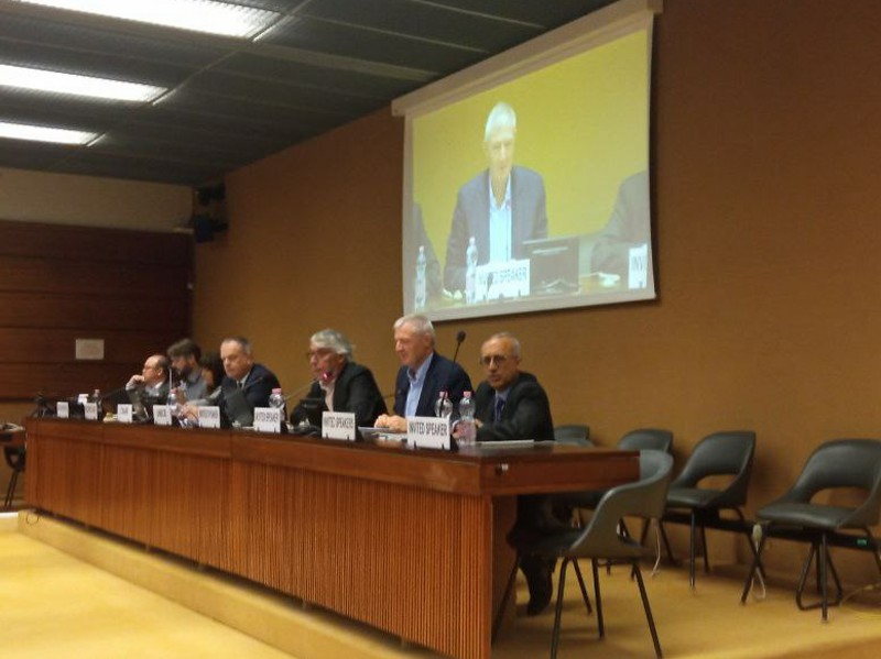 photo_5296394292237032952_y